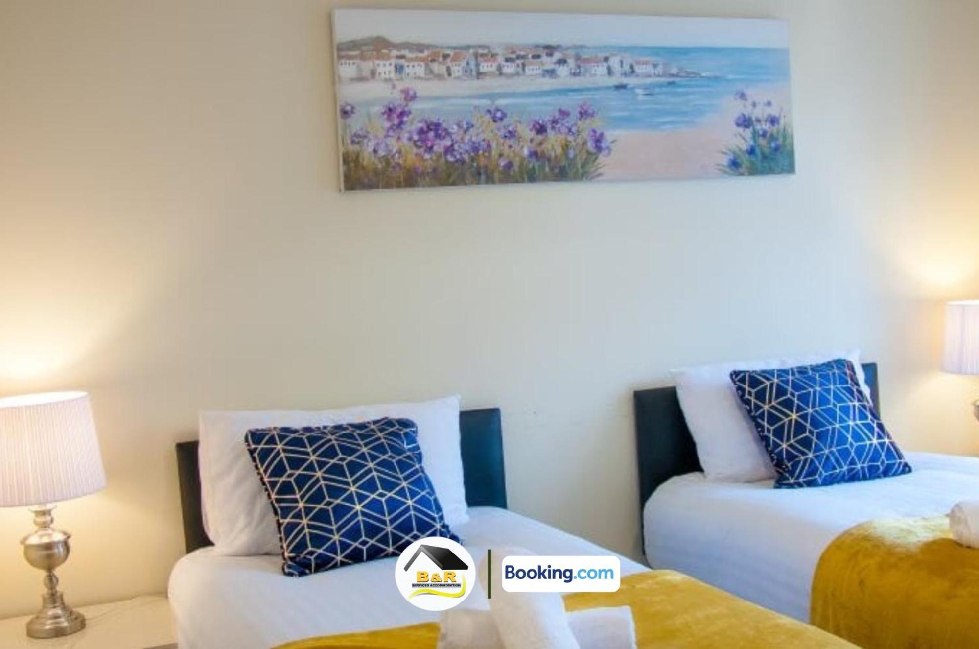 3 Bedroom House By B And R Serviced Accommodation Amesbury With Super Fast Wi-Fi 145Mbps Exterior foto